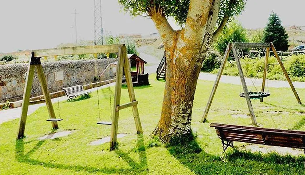 Alojamiento Rural La Arboleda-1